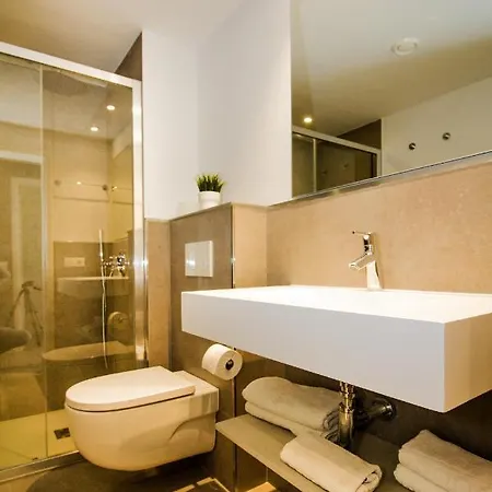 Ponent Sol Apartment